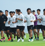 Saddil Ramdani dan Marc Klok Komentari Lapangan Latihan Timnas Indonesia di Bali