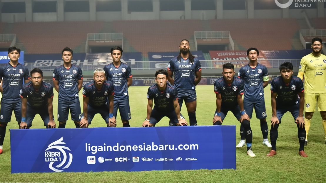 Starter Arema FCjelang laga lawan PSM Makassar dalam partai pekan pertama Liga 1 2021-2022, 5 September 2021.