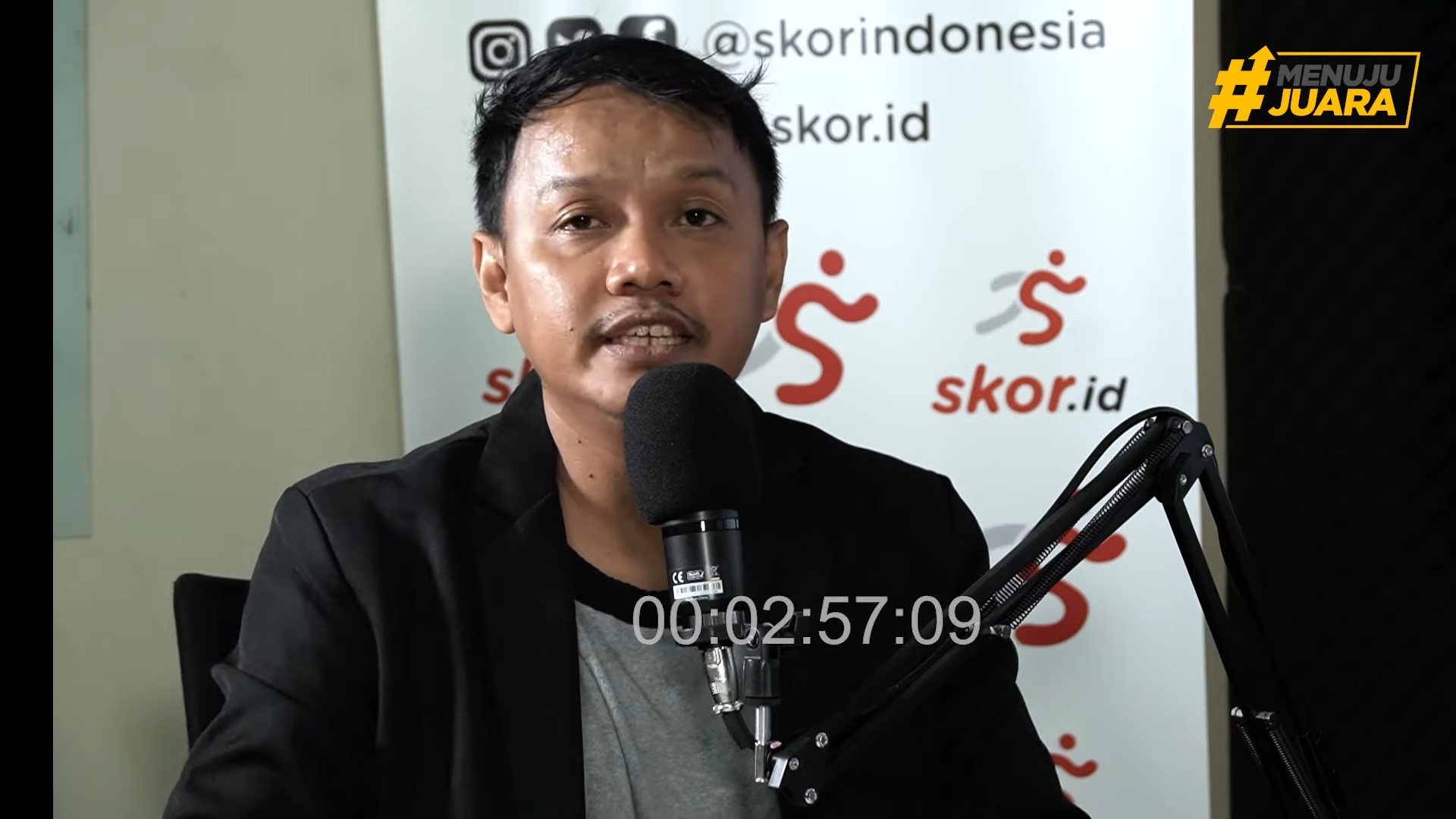 Doni Zola (Donzol) dalam wawancara eksklusif dengan Skor Indonesia, April 2022.