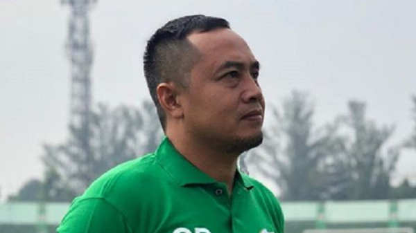 Gendut Doni, striker timnas Indonesia pada Piala AFF 2000 dan 2002.