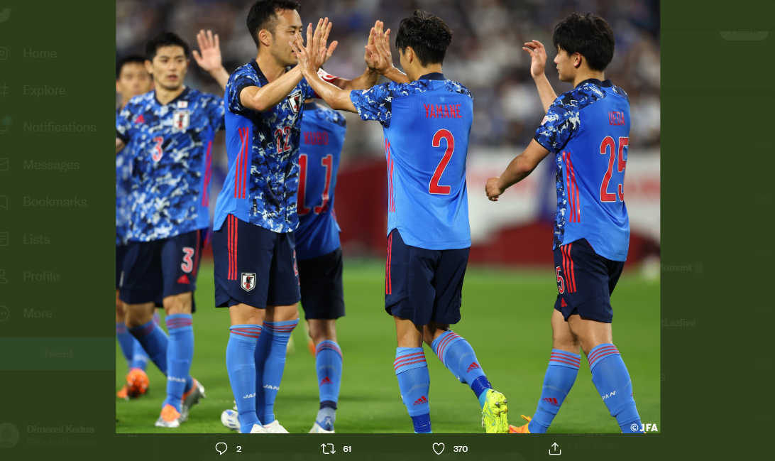 Para pemain timnas Jepang merayakan gol lawan Ghana di Piala Kirin, Jumat (10/6/2022).