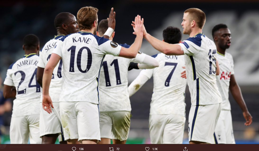 Para pemain Tottenham Hotspur merayakan gol Harry Kane ke gawang Dinamo Zagreb, Jumat (12/3/2021).