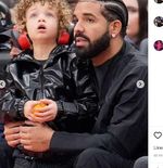 Drake dan Putranya Adonis Duduk di Pinggir Lapangan Menonton Raptors di Toronto