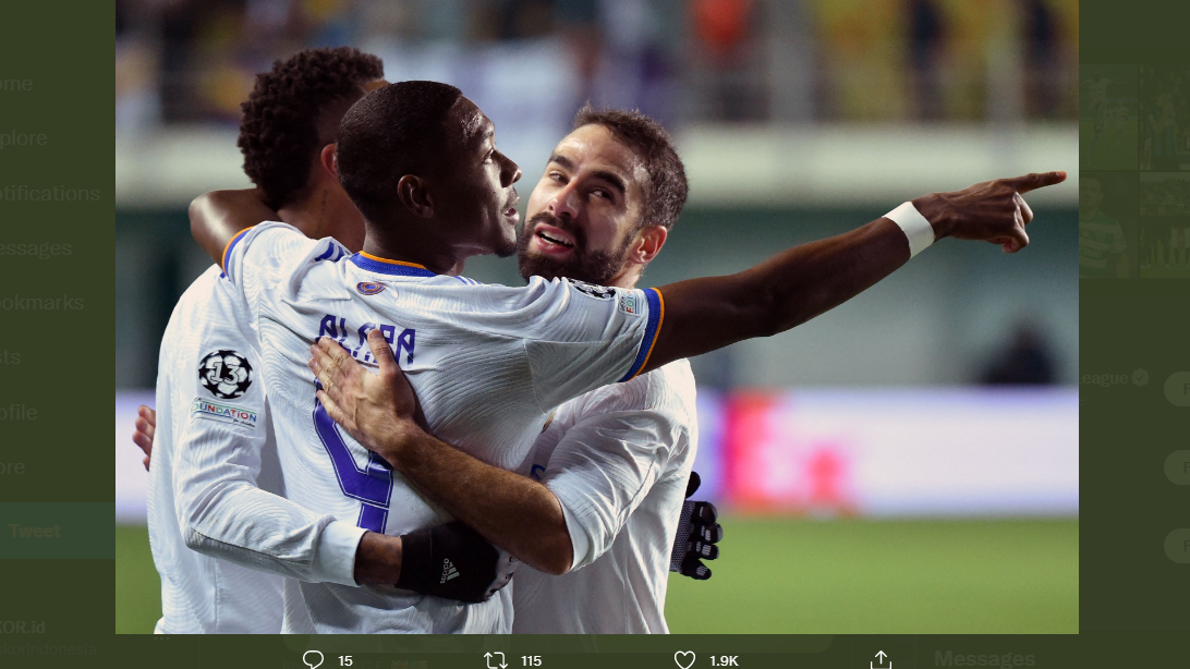 Bek Real Madrid, David Alaba, merayakan gol ke gawang Sheriff pada laga Liga Champions.