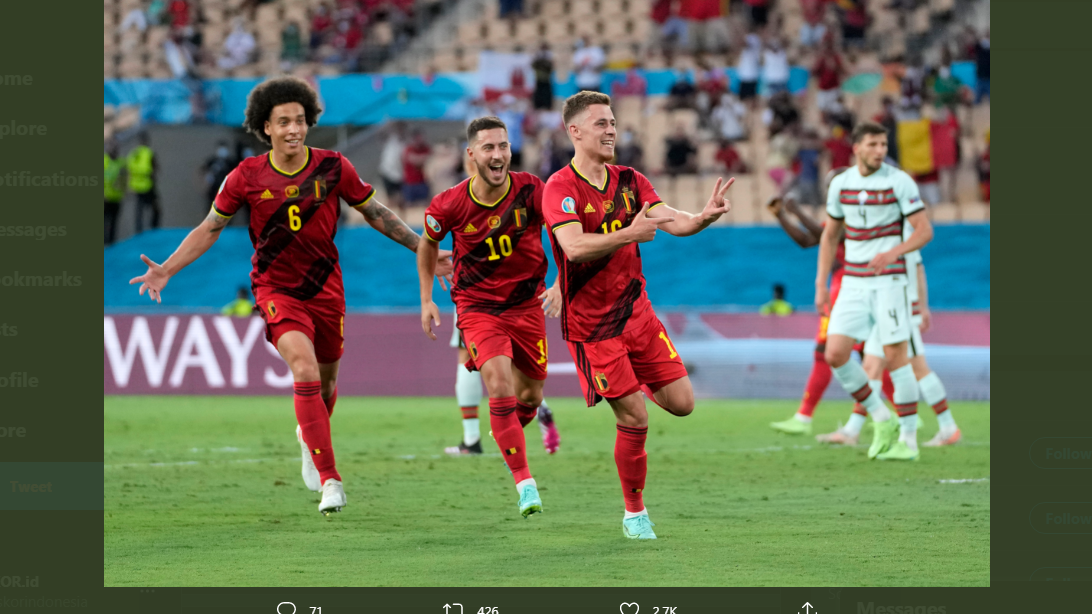 Thorgan Hazard  merayakan gol untuk Belgia pada laga lawan Portugal di Piala Eropa 2020.