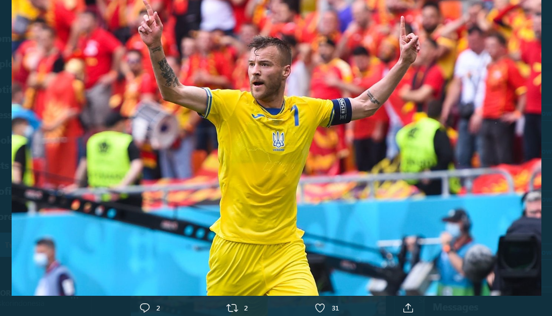 Kapten timnas Ukraina, Andriy Yarmolenko, saat mencetak gol ke gawang Makedonia Utara.