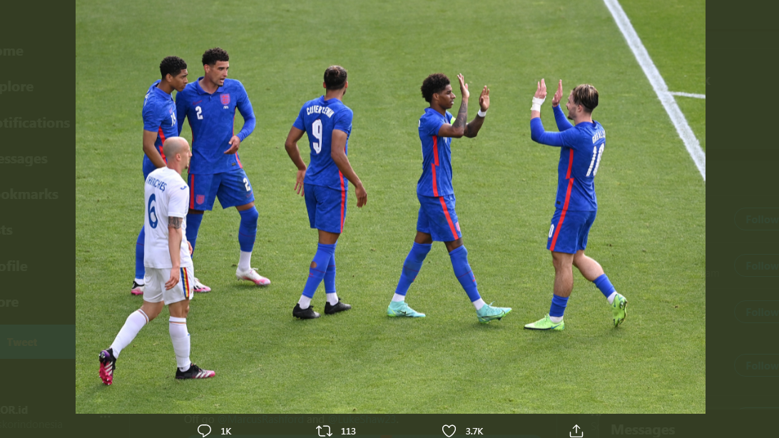 Para pemain timnas Inggris merayakan gol Marcus Rahsford lawan Rumania.