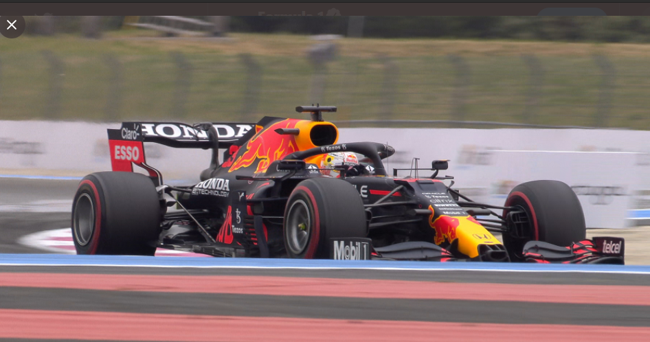 Pembalap Red Bull Racing, Max Verstappen, saat tampil di sesi latihan ketiga (FP3) F1 GP Prancis 2021.