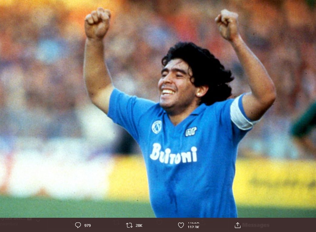 Diego Maradona saat masih berseragam Napoli.