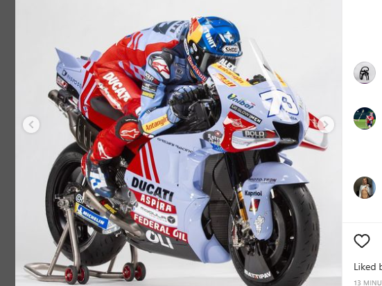Pembalap Gresini Racing, Alex MArquez, memperkenalkan motor yang akan ditungganginya pada MotoGP 2023.