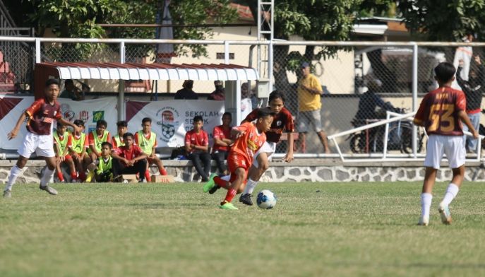 Persaingan tim Liga TopSkor U-13 Surakarta pekan ketiga.