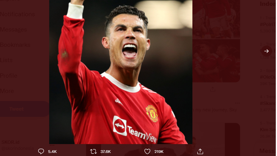 Ekspresi Cristiano Ronaldo usai jadi pencetak gol penentu kemenangan Manchester United atas Atalanta di Liga Champions 2021-2022.