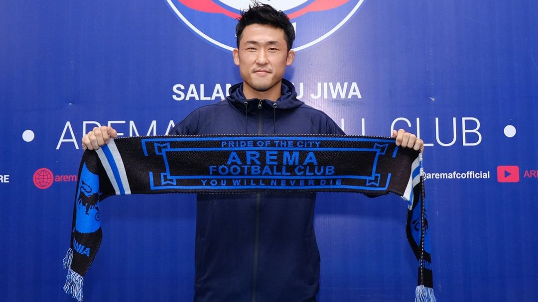 Renshi Yamaguchi, gelandang asal Jepang saat diperkenalkan oleh Arema FC.