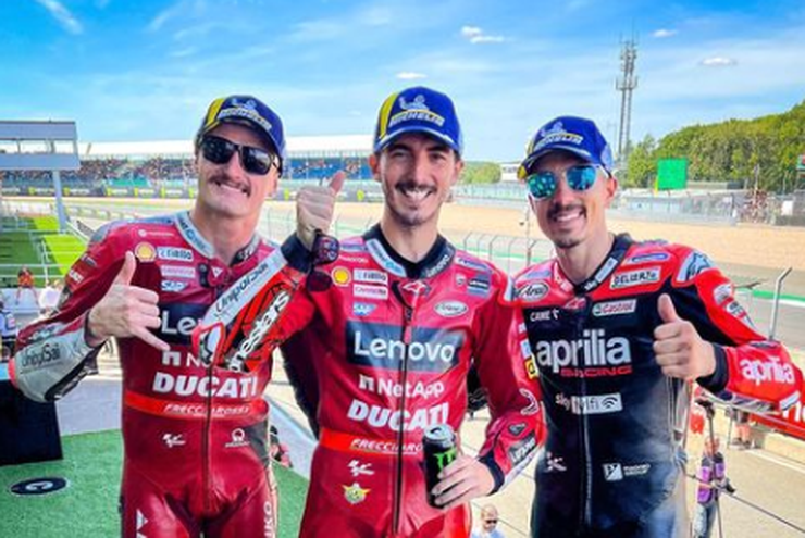 Francesco Bagnaia Sebut Maverick Vinales Makin Cepat dan Berbahaya di MotoGP 2022