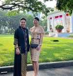 Hadiri Upacara di Istana Negara, Greysia/Apriyani Kompak Kenakan Busana Sulawesi Tenggara