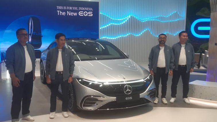 Peluncuran Mercedes-Benz EQS 450+ AMG Line di Mercedes-EQ SPACE, Senayan City, Jakarta, Kamis (8/12/2022).