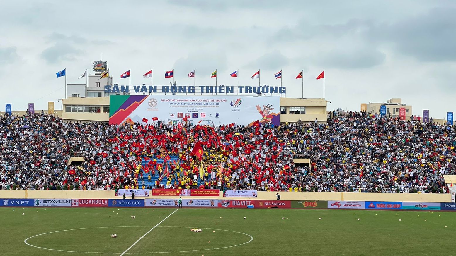 Suasana Stadion Thien Truong, Nam Dinh, jelang laga semifinal SEA Games 2021 antara Indonesia kontra Thailand.