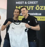 Kemarin Masih di Jakarta, Mesut Ozil Tiba-Tiba Pamer Foto Nonton Final Liga Champions
