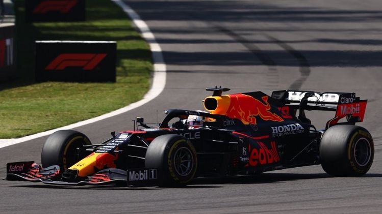 Max Verstappen (Red Bull Racing) kala tampil dalam sesi balapan F1 GP Meksiko 2021 yang digelar di Autodromo Hermanos Rodriguez pada Senin (8/11/2021) dini hari WIB.