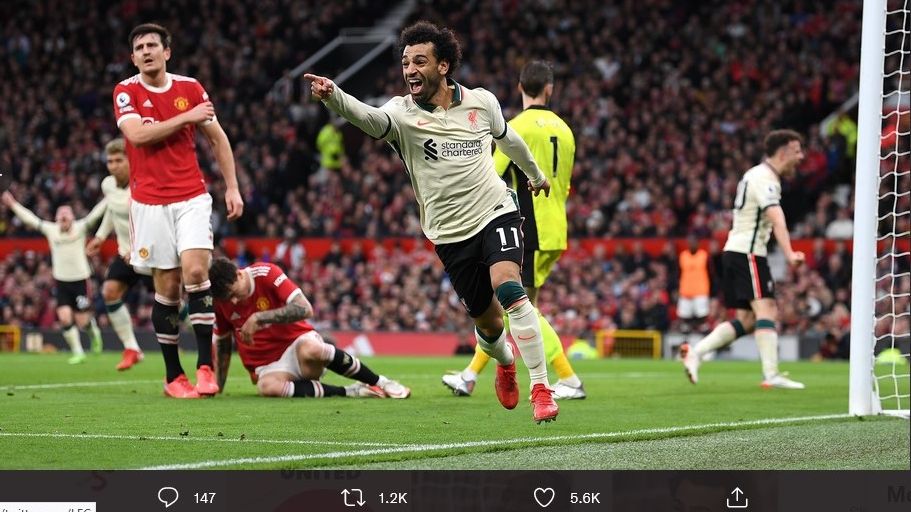 Penyerang Liverpool, Mohamed Salah, merayakan gol yang diciptakannya dalam laga lawan Manchester United, Minggu (24/10/2021) malam WIB.