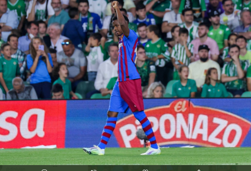 Penyerang muda Ansu Fati kembali mencetak gol untuk Barcelona saat kontra Real Betis.