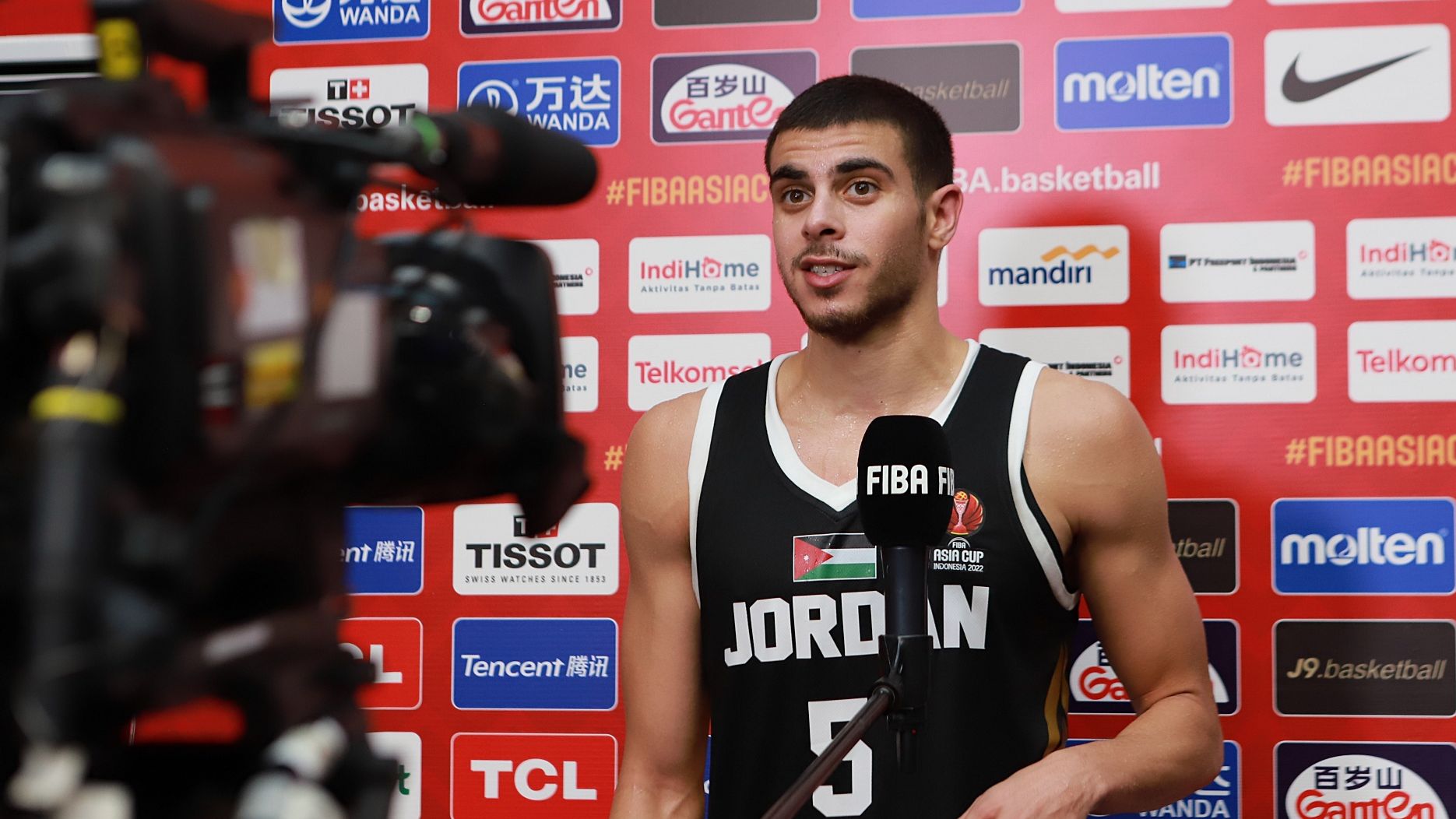 Freddy Ibrahim tampil tak kalah impresif untuk Yordania dengan mencetak 10 poin dan enam assist dalam laga kontra Indonesia di Piala Asia FIBA 2022.