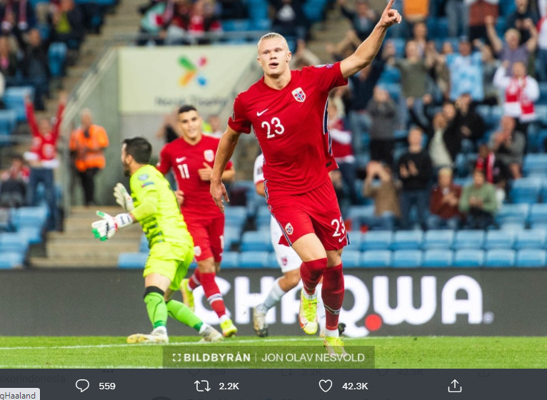 Striker Norwegia, Erling Haaland merayakan gol ke gawang Gilbraltar, Selasa (7/9/2021).