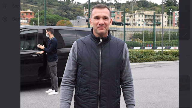 Mantan striker AC Milan, Andriy Shevchenko, kini menukangi Genoa. 
