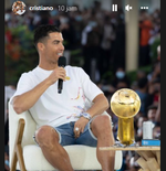 Sambil Liburan, Cristiano Ronaldo Terima Penghargaan di Dubai