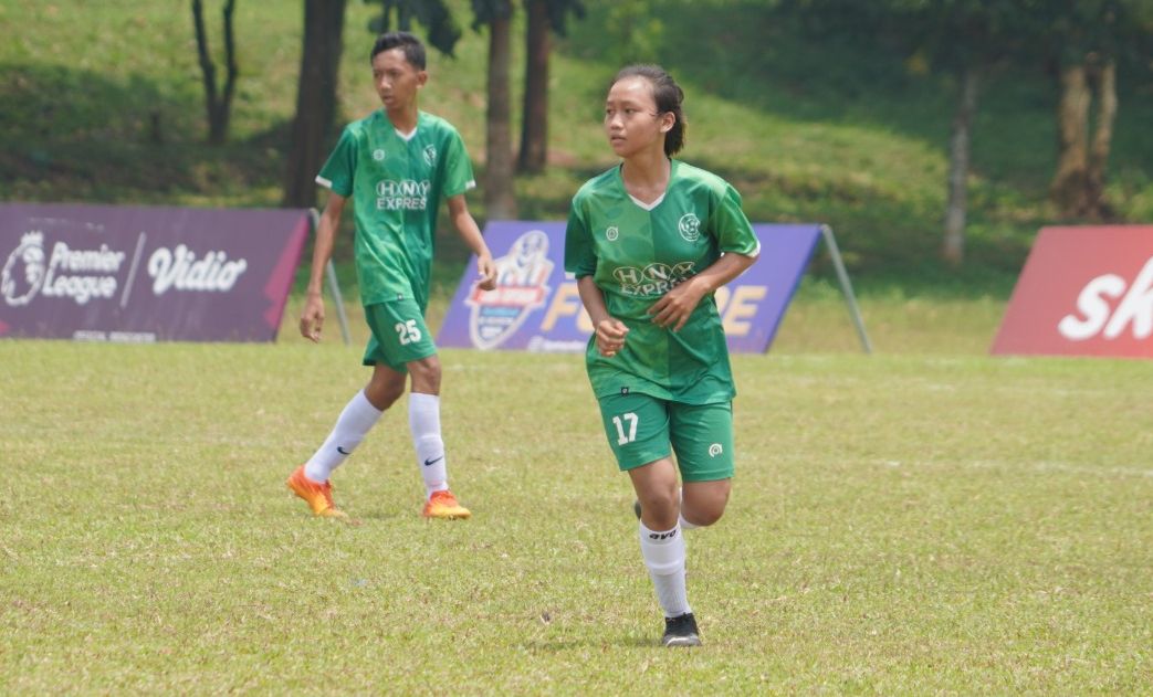 Penamlilan Febby Istiyanah di Liga TopSkor U-13 2022-2023 dengan mengenakan seragam Tunas Bogor. 