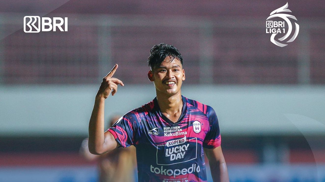 Penyerang Rans Nusantara FC, Septian Bagaskara merayakan golnya ke gawang Bhayangkara FC dalam laga pekan ke-15 Liga 1 2022-2023, 16 Desember 2022.