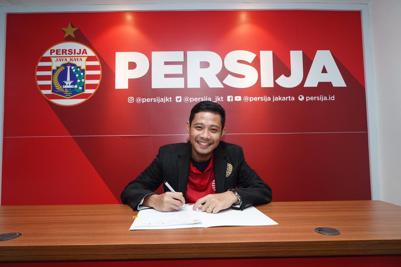 Persija Jakarta Resmi Kontrak Evan Dimas