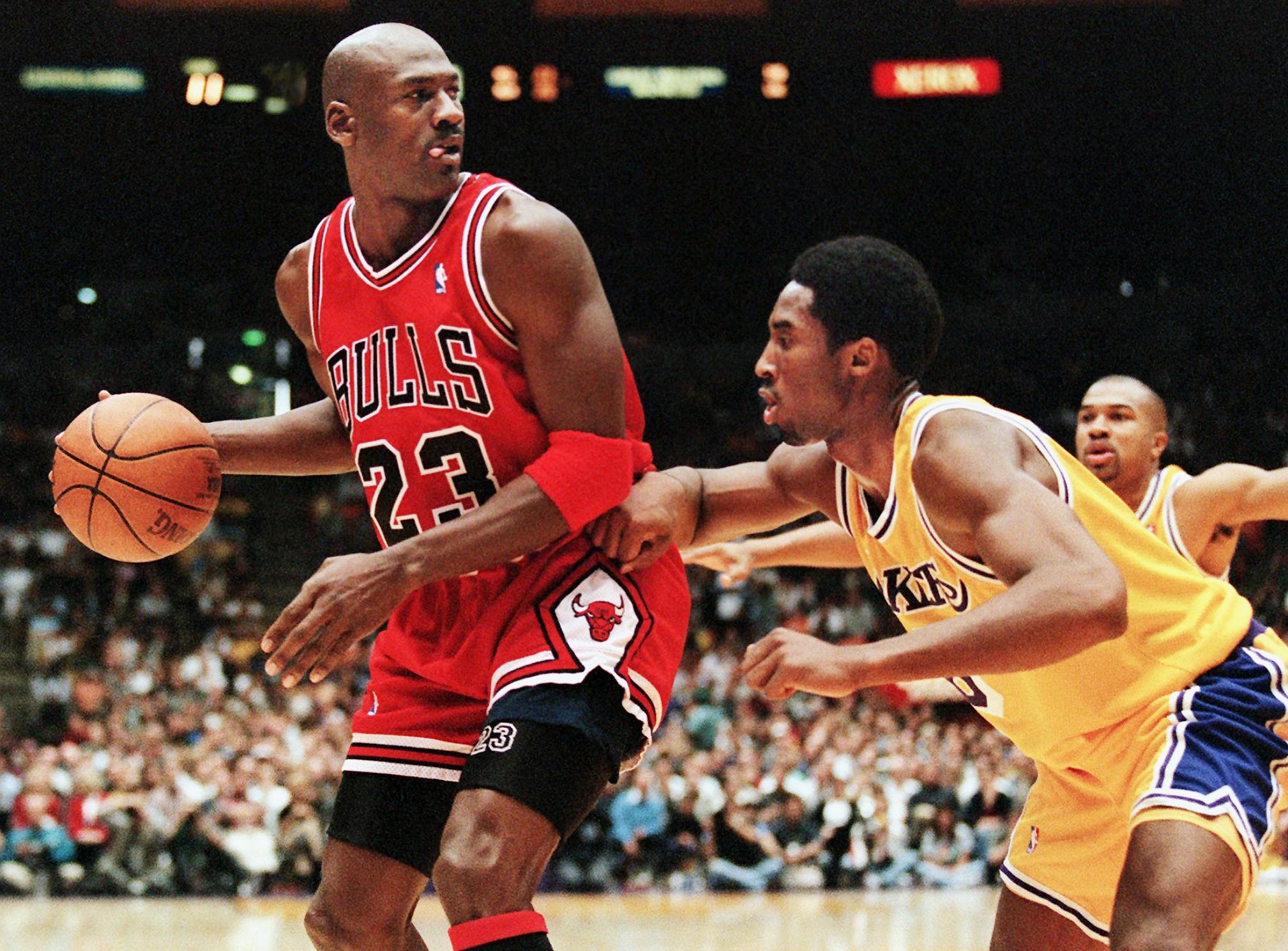 Michael Jordan Anggap Kobe Bryant Adik  