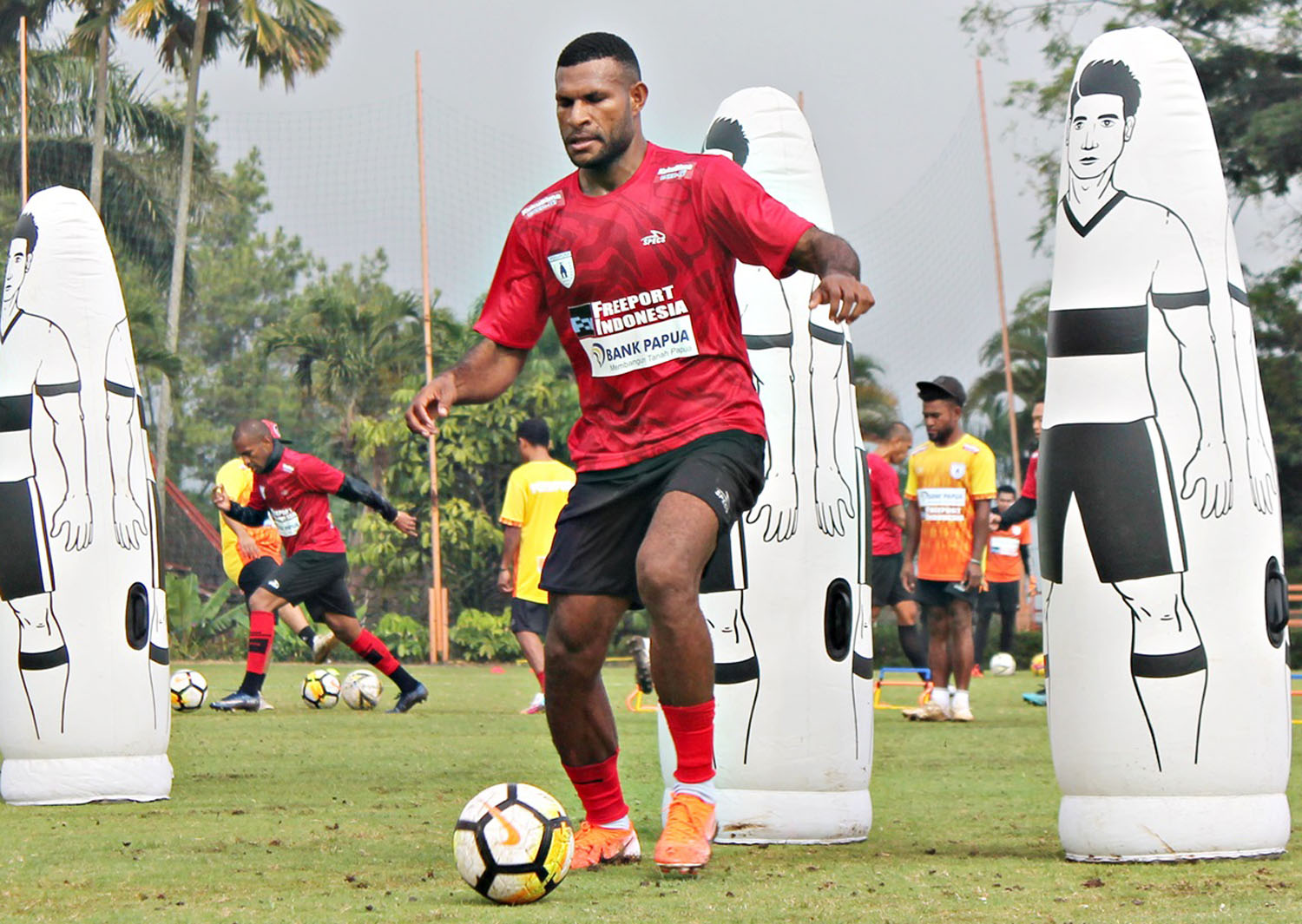 Striker Persipura, Marinus Wanewar, Siap Tampil dalam Liga 1 2020
