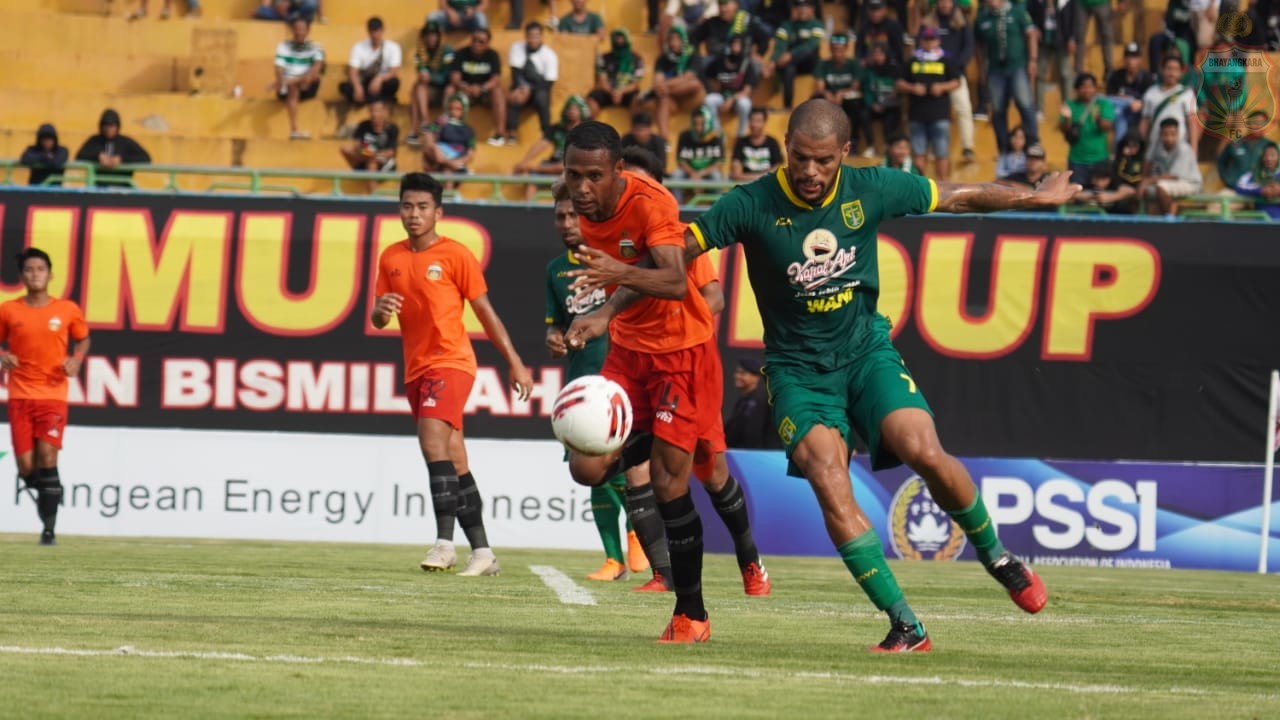 Hasil Bhayangkara FC vs Persebaya: Penalti Gagal, Bajul Ijo Terjegal
