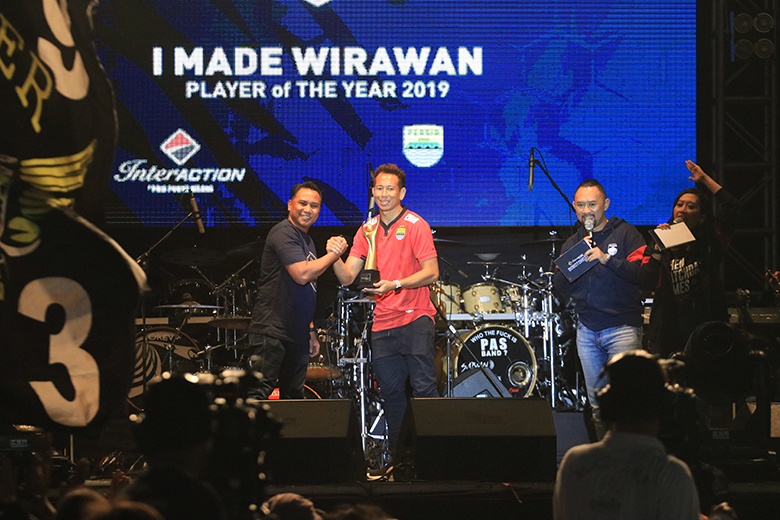 Made Wirawan Raih Best Player of the Year Persib Versi Wartawan
