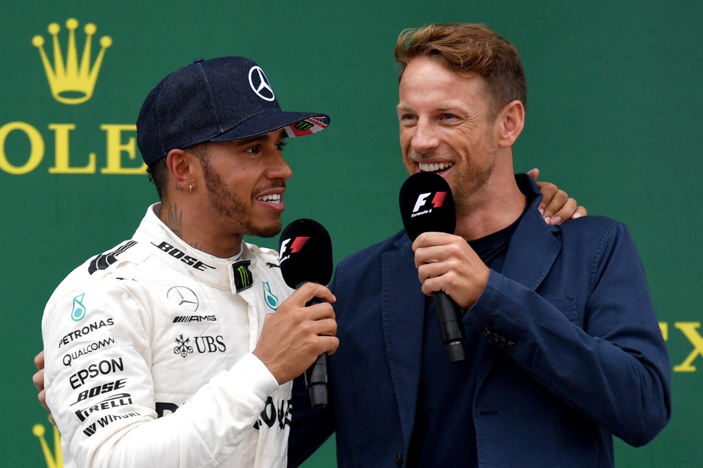 Pernah Setim, Jenson Button Dukung Lewis Hamilton Juara Dunia F1 2022