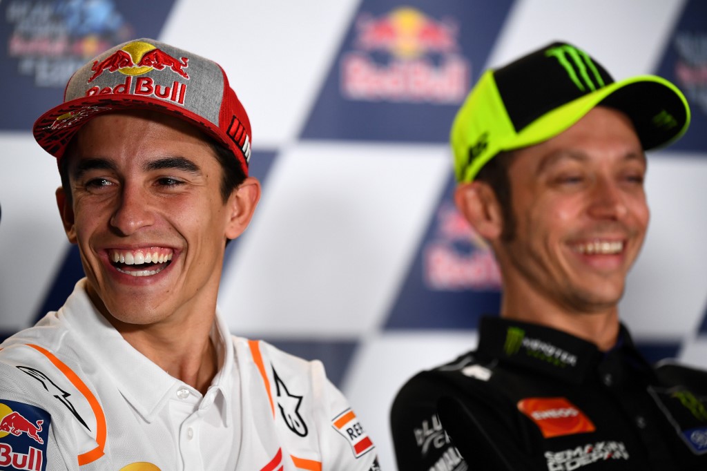 Rossi dan Marquez Lanjutkan Persaingan Melalui Balapan Virtual
