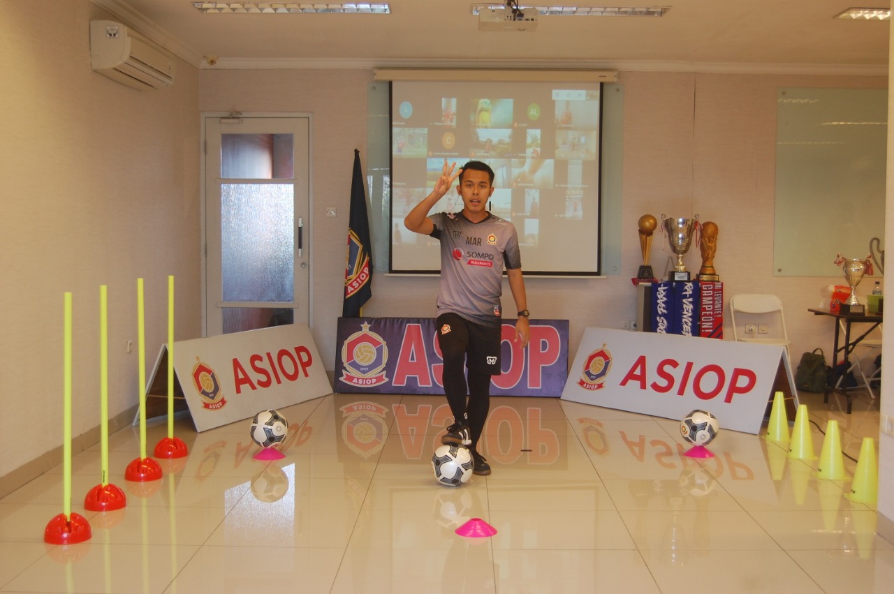 Liga TopSkor: ASIOP Berlatih dengan Manfaatkan Google Meet 