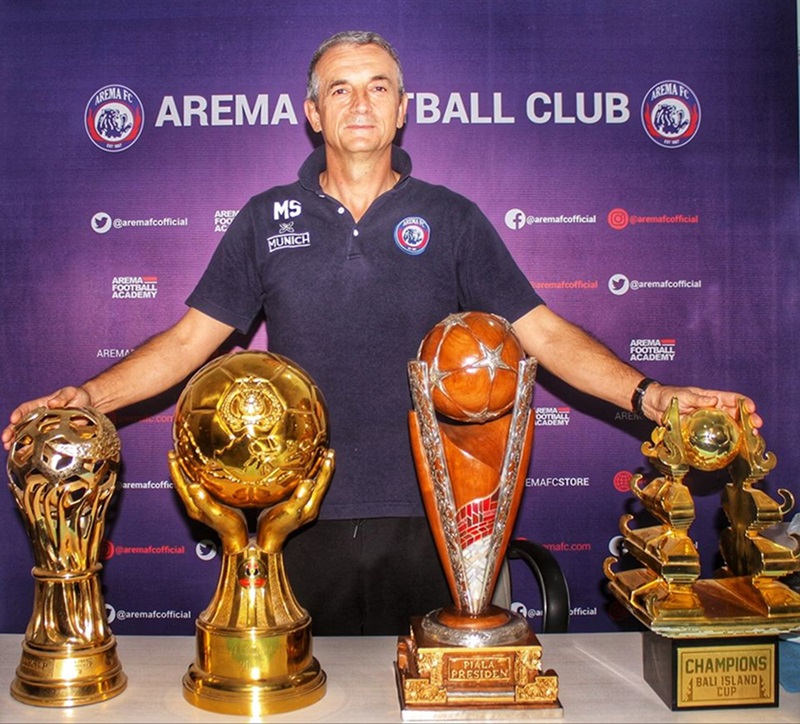 Milomir Seslija, Pelatih Asing Terbaik Arema FC