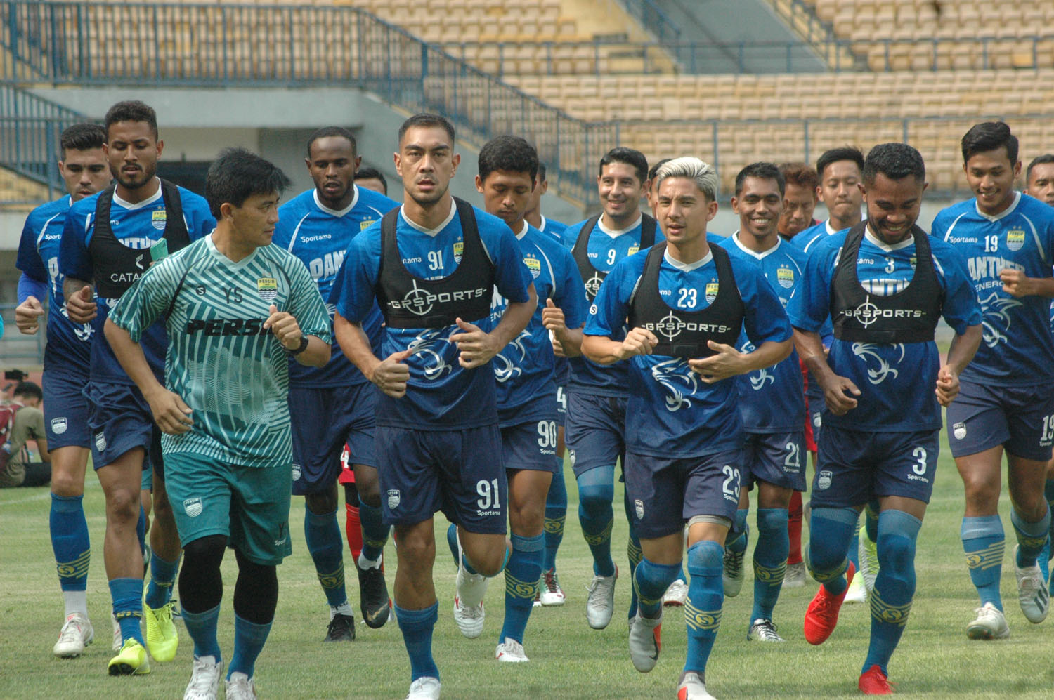 Persib Bandung Memutuskan Menunggu Hal Ini Buat Latihan Lanjutan
