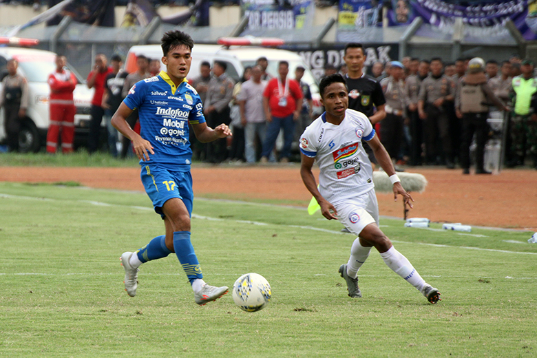 Alasan Bek Persib Bandung Ini Ingin Liga 1 2020 Bergulir Lagi