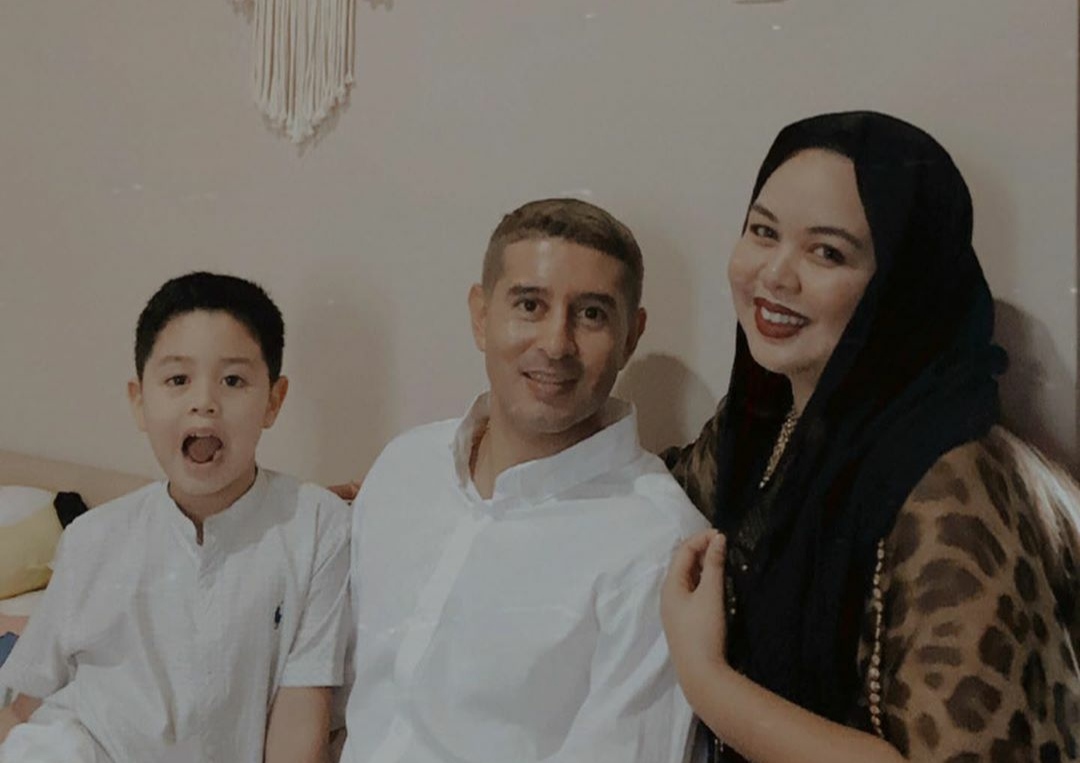 Esteban Viscarra Nikmati Lebaran bersama Keluarga di Bogor