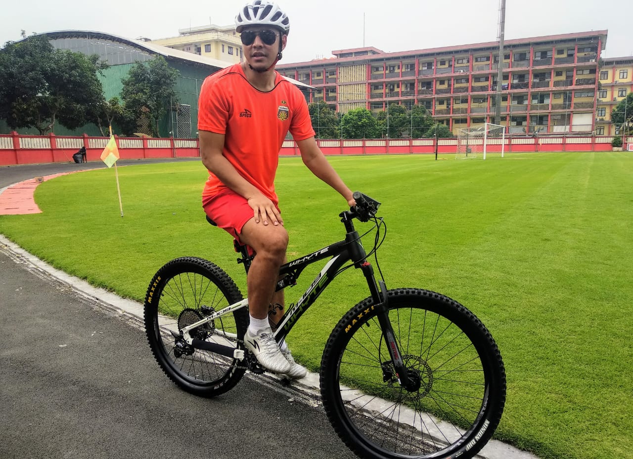 Bek Bhayangkara FC Komentari Tren Penggunaan Sepeda di Jakarta