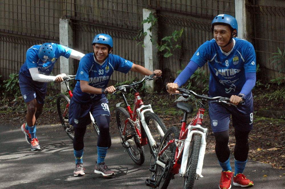 Bersepeda Jadi Alternatif Pemain Persib Bandung untuk Jaga Kebugaran