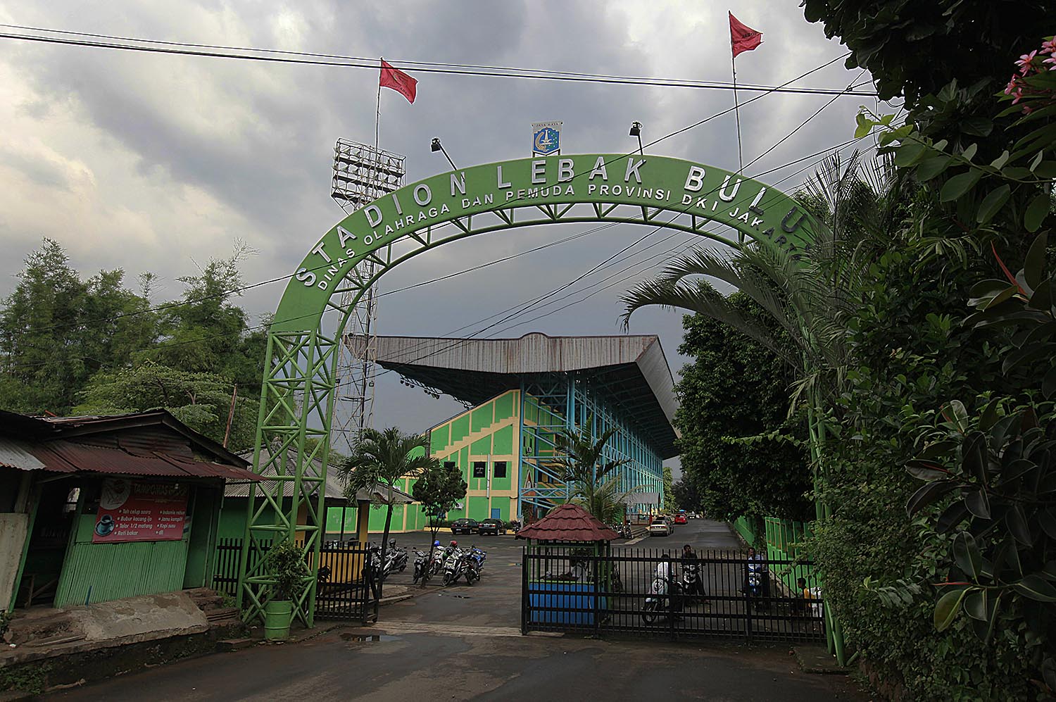 Esai Foto: Stadion Lebak Bulus dari Pelita Jaya Hingga Persija Serta Kenangan Jakmania