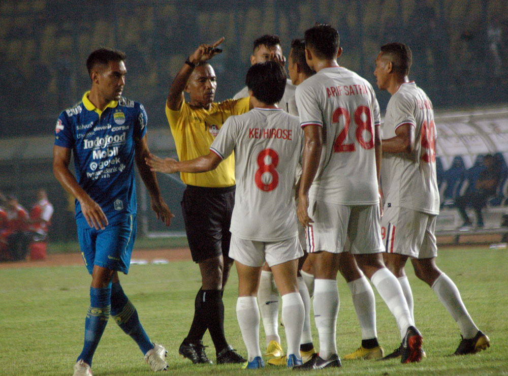 Wasit dari Jawa Barat Cetak Rekor di Liga 1 dan Liga 2