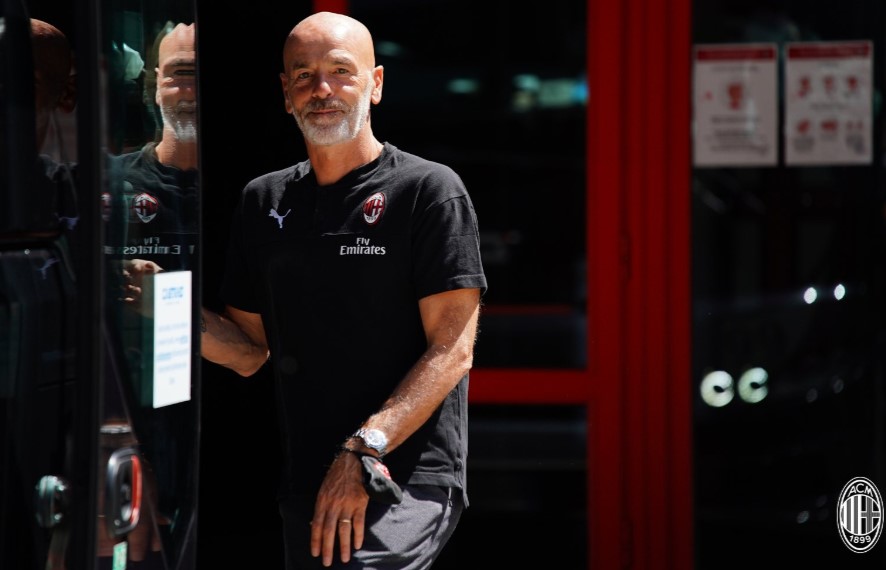 Stefano Pioli Tak Merasa Jadi Korban di AC Milan