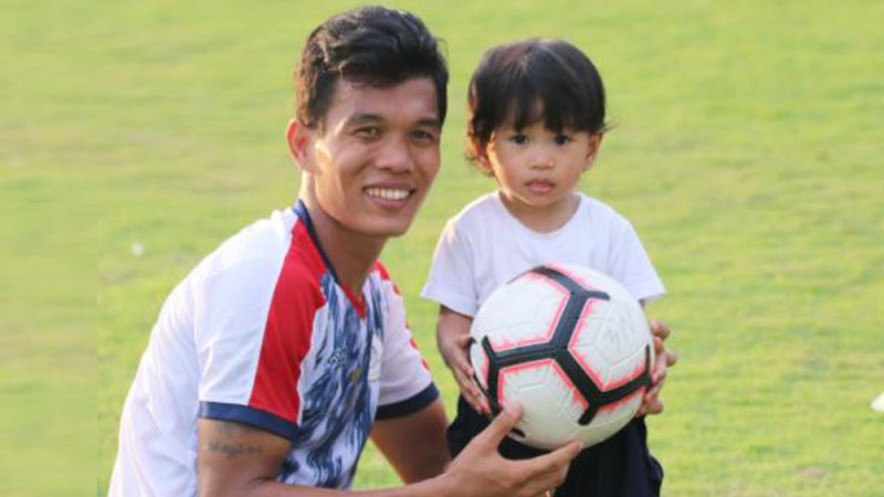 Striker Tiga Naga Berharap Covid-19 Ubah Gaya Sepak Bola Indonesia