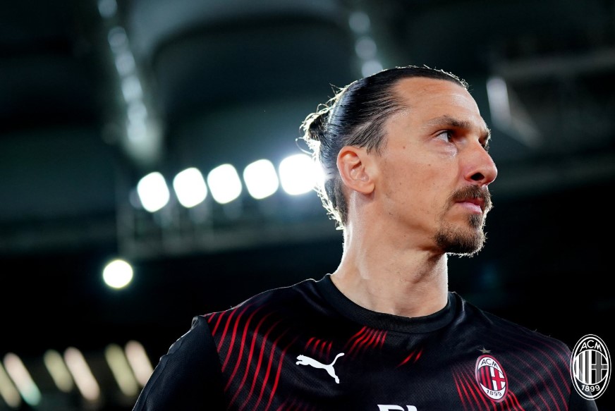 Zlatan Ibrahimovic Tak Kunjung Beri Kepastian, AC Milan Siapkan Plan B